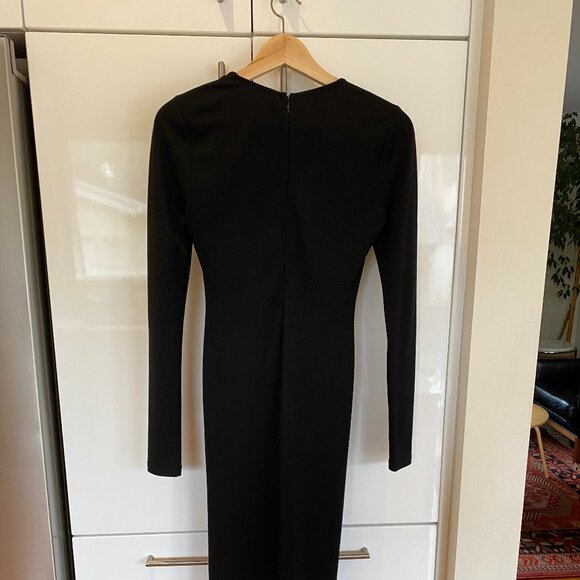 Chrissy Teigen x Revolve "Get Low Midi" LBD dress - Picture 3 of 10